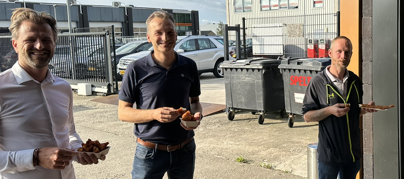 Foto van {{post.title}}